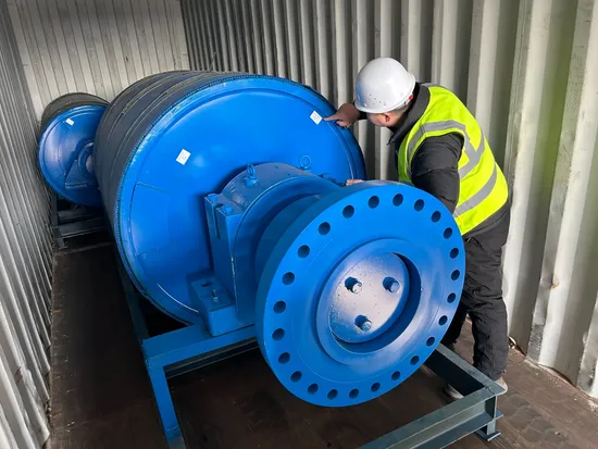 Belt Conveyor Drive Head Bend Take up Snub Wing Tail Ceramic Rubber Coated Diamond Herringbone Chevron Grooved Lagging Crowned Motorized Drum Pulley for Mining 